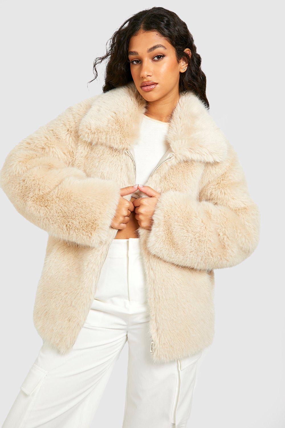 Oversized fur clearance collar